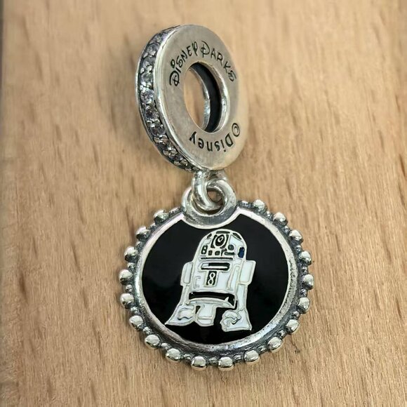 Pandora Jewelry - Pandora Disney Parks 2023 Exclusive Star Wars Droid Charm, S925 Silver Bracelet
